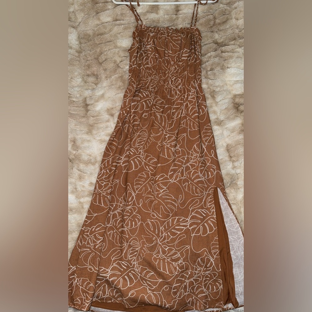 Brown Leaf Print Maxi Dress